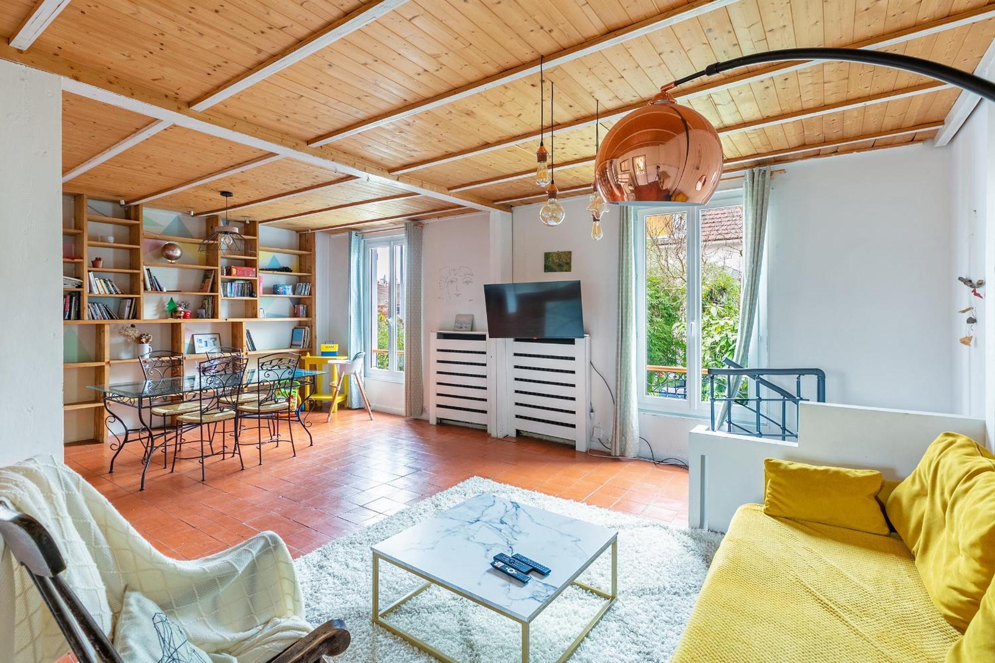 Maison Rustique A 11min De Paris, Cadre Chaleureux